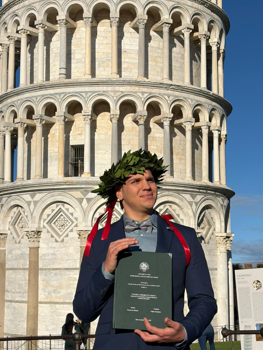 Filippo Ammannati: laurea con 110 e lode nonostante la disabilità visiva