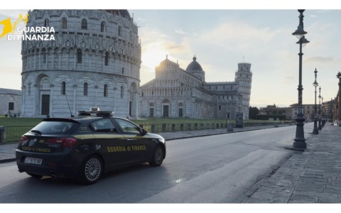 Scoperto un sistema di smurfing per il trasferimento di capitali all’estero a Pisa